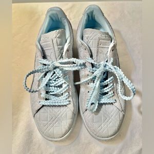 RARE Puma suede sneakers